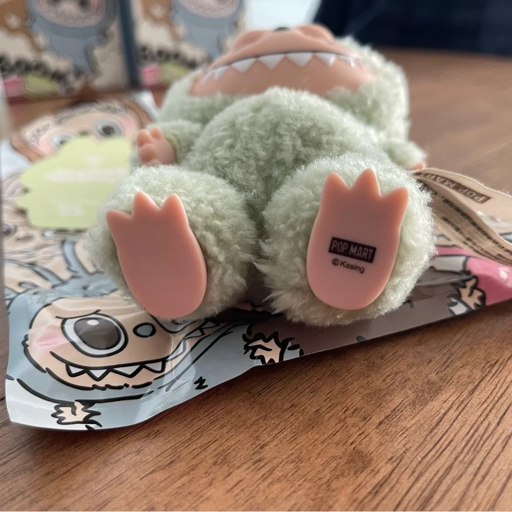 The Monsters Exciting Macaron Series Green Grape - Picture 3 of 7